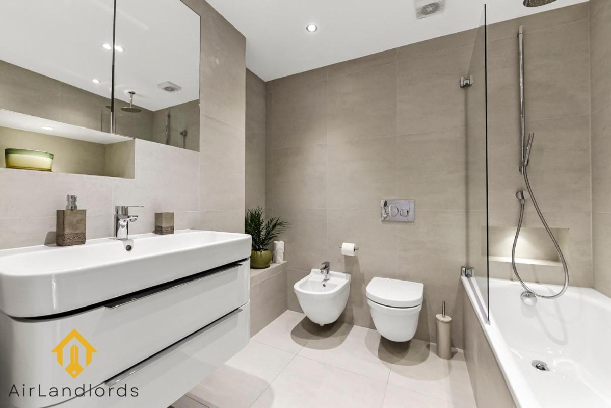 לונדון Exclusive 2 Bedroom Flat Near Buckingham Palace מראה חיצוני תמונה