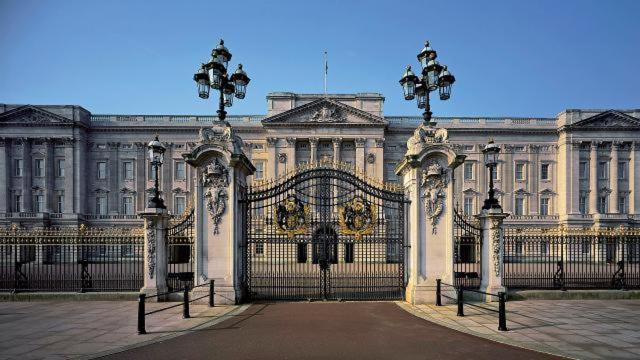 לונדון Exclusive 2 Bedroom Flat Near Buckingham Palace מראה חיצוני תמונה